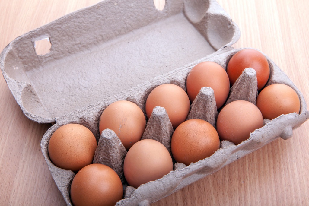 Eier, kleine Schachtel